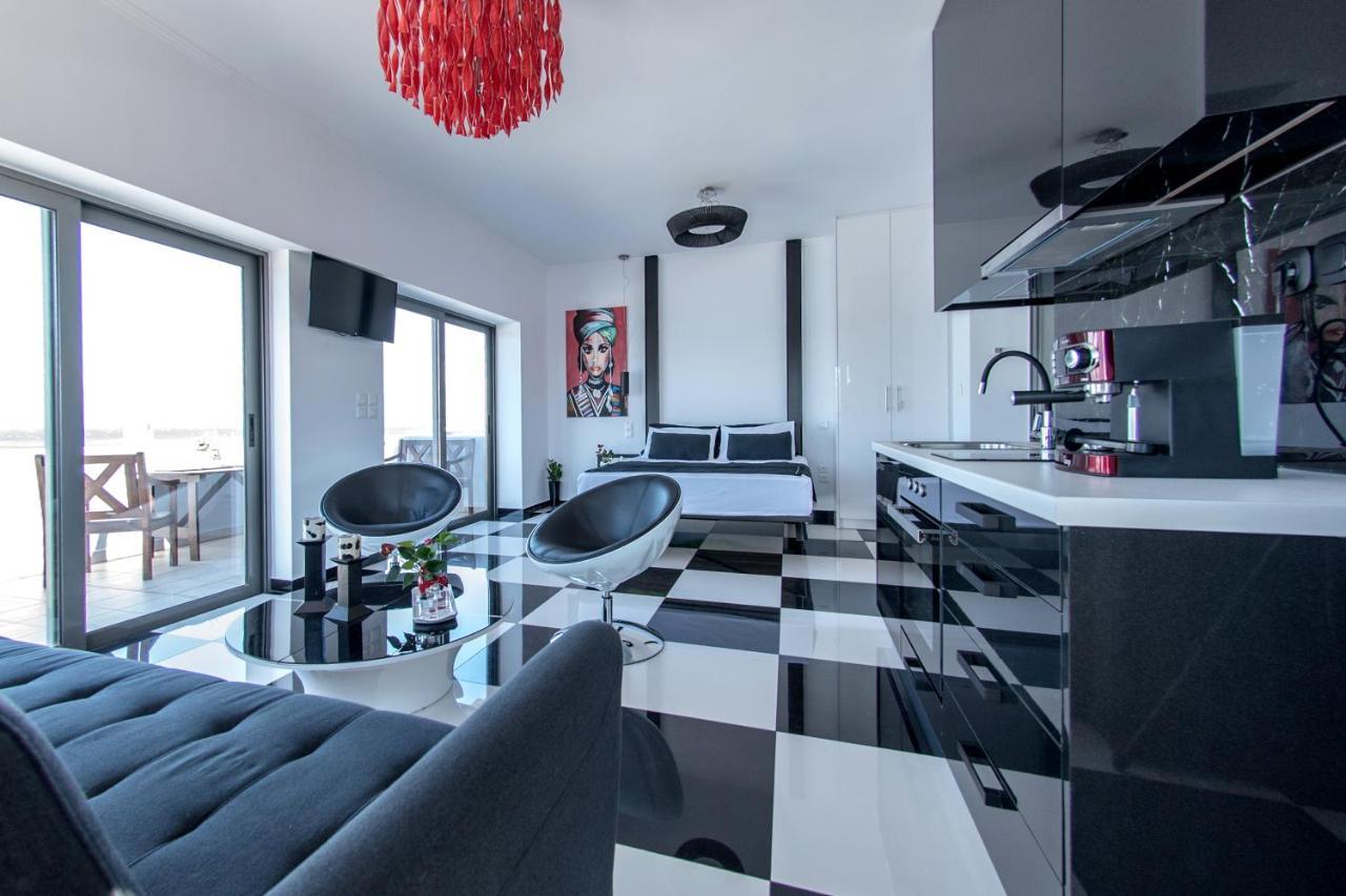 Majestic Penthouse In The Heart Of Patra Apartment Ngoại thất bức ảnh